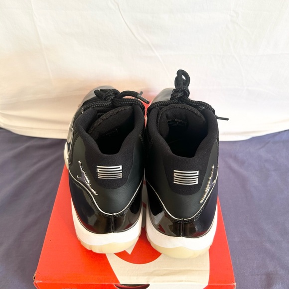 Jordan 11 Retro Jubilee size 10.5 CT8012-011 2020 PRE-OWNED - Picture 6 of 9
